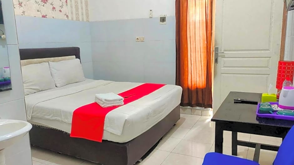 RedDoorz near RSUD Nganjuk