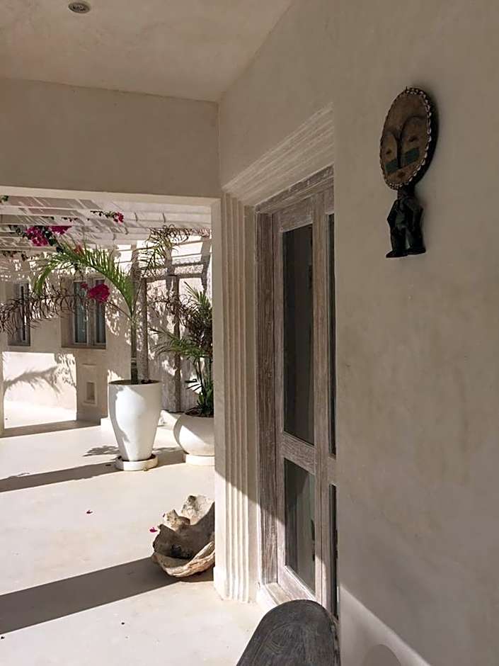 The Villa Luxury Suites Hotel