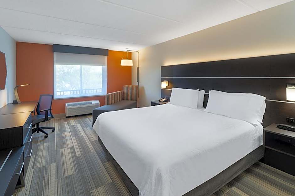 Holiday Inn Express Hotel & Suites Bluffton at Hilton Head Area By IHG