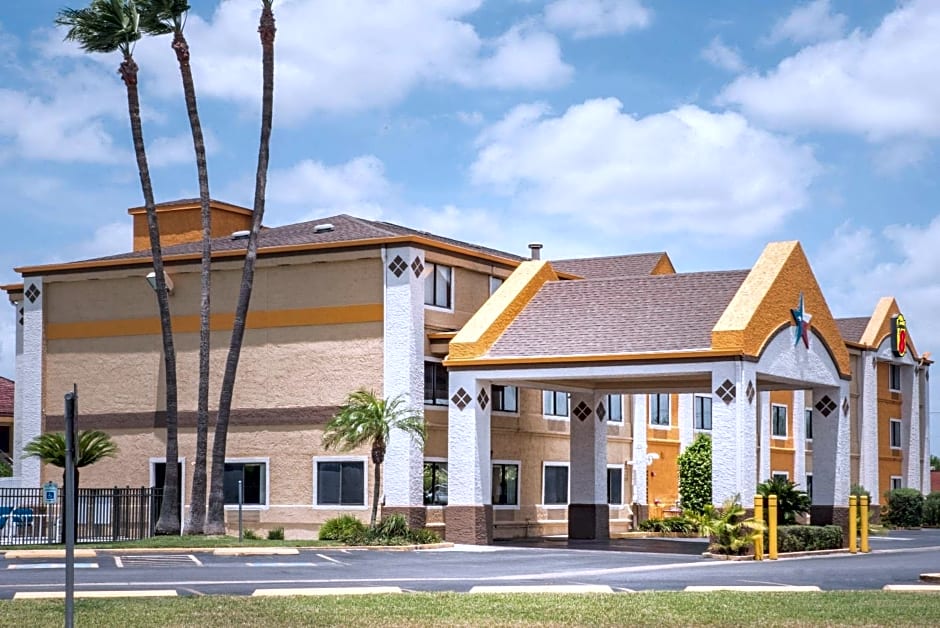 Super 8 by Wyndham Harlingen TX