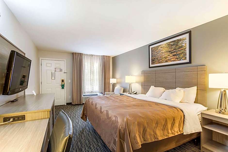 Quality Inn Gallatin-Nashville Metro