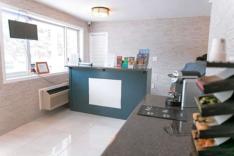 Hotel Civilia Lakeside by Civilia Golf Retreat