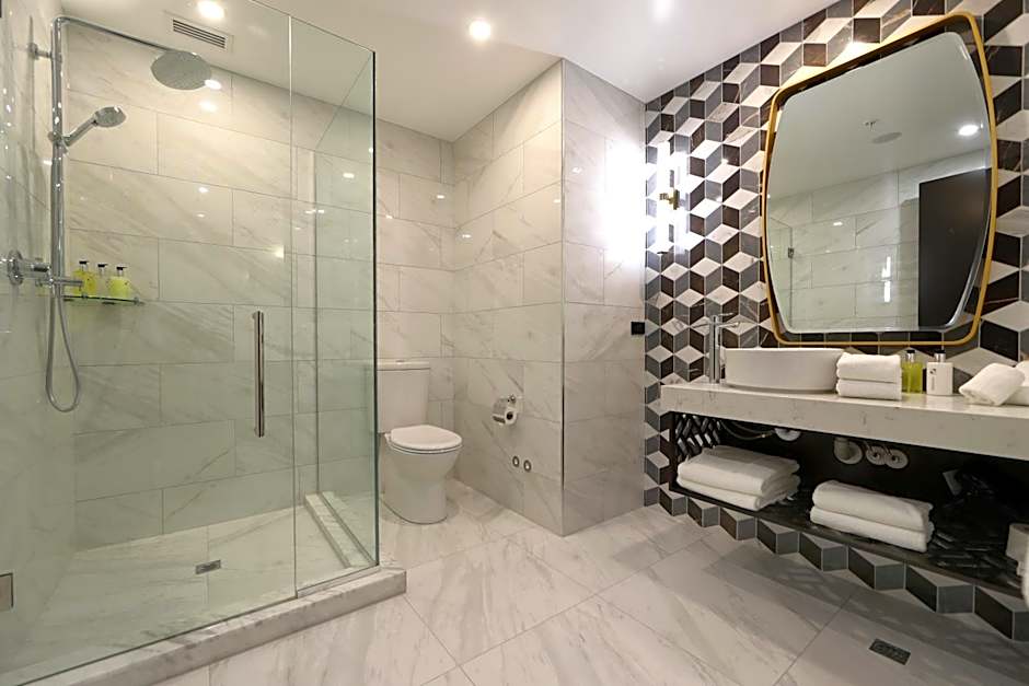 Swiss-Belboutique Napier