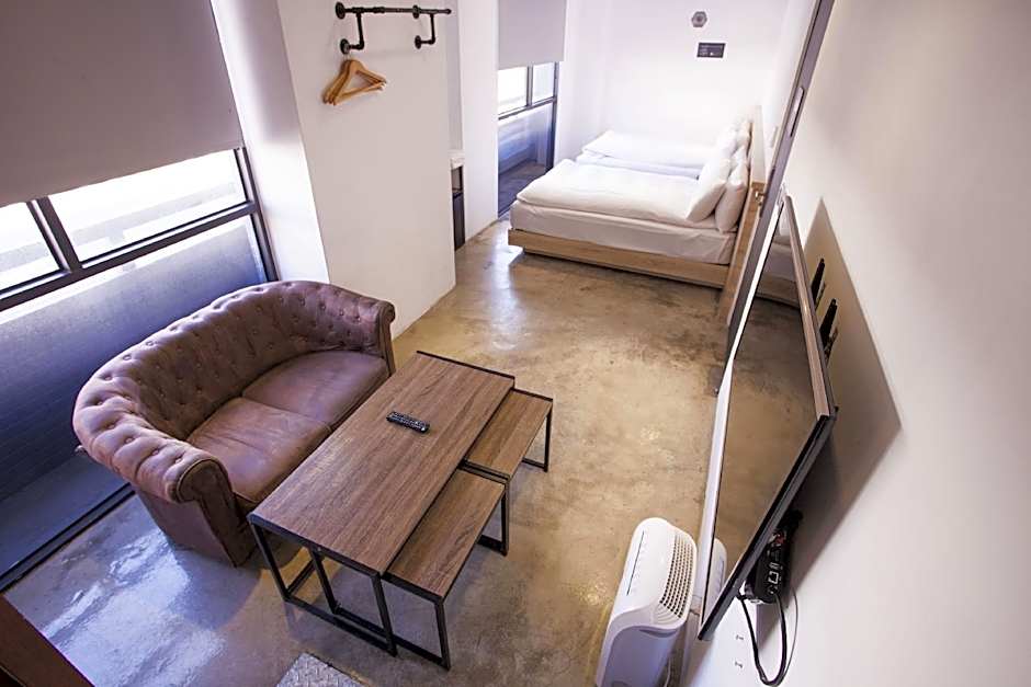 CHASE Hotel