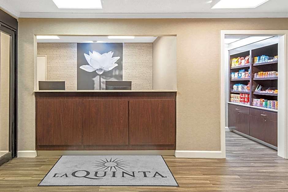 La Quinta Inn & Suites by Wyndham Baton Rouge Siegen Lane