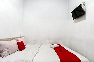 RedDoorz @ Jalan Asia Medan