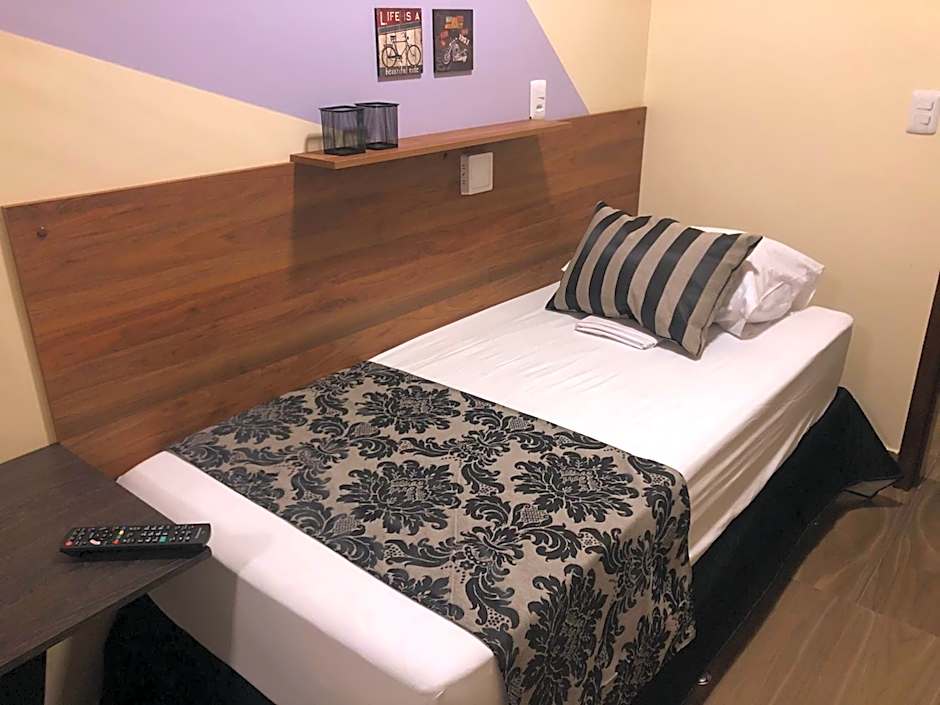 D Suítes - Checkin ate 21 Hs - ZAP pras coordenadas de acesso - Dois ENDEREÇOS