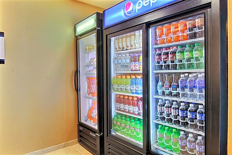 Cobblestone Hotel & Suites - Beulah