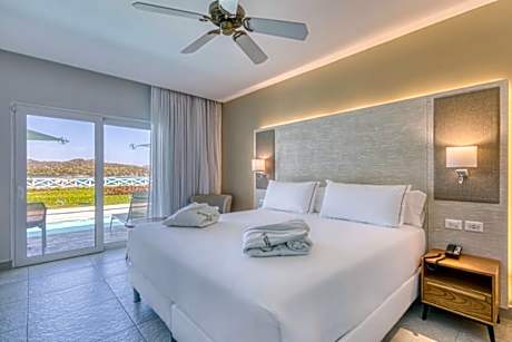 Senator Junior Suite Pool View KB