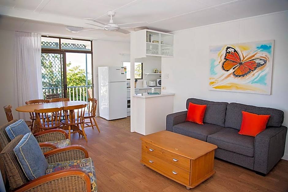 Apollo Jewel Beachfront Apartments