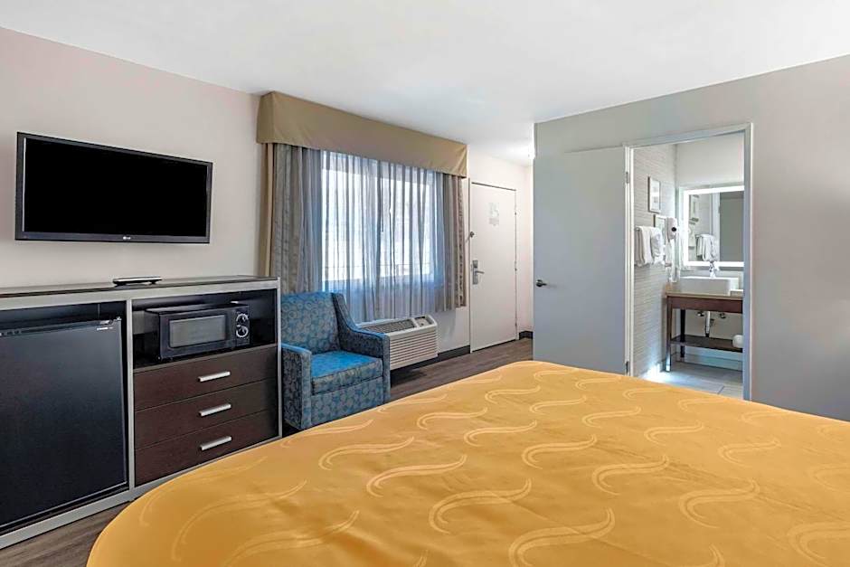 Quality Inn Burbank Airport