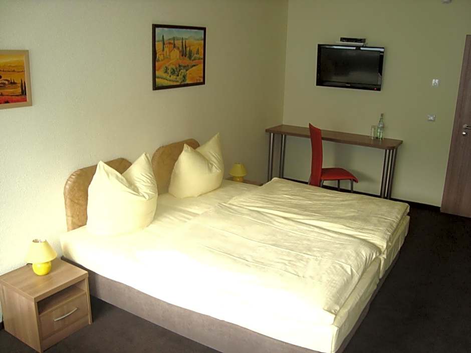 Hotel Gasthof Goldener Hahn