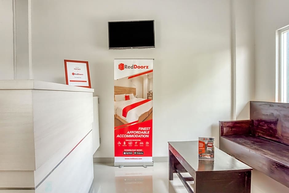 RedDoorz @ Plemburan Jakal 2