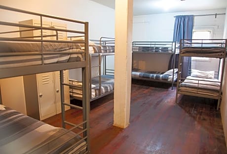 Bunk Bed in 8-Bed Female Dormitory Room