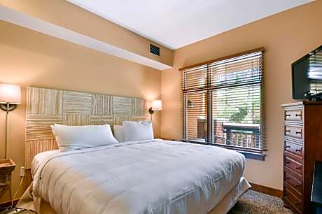 One-Bedroom Suite