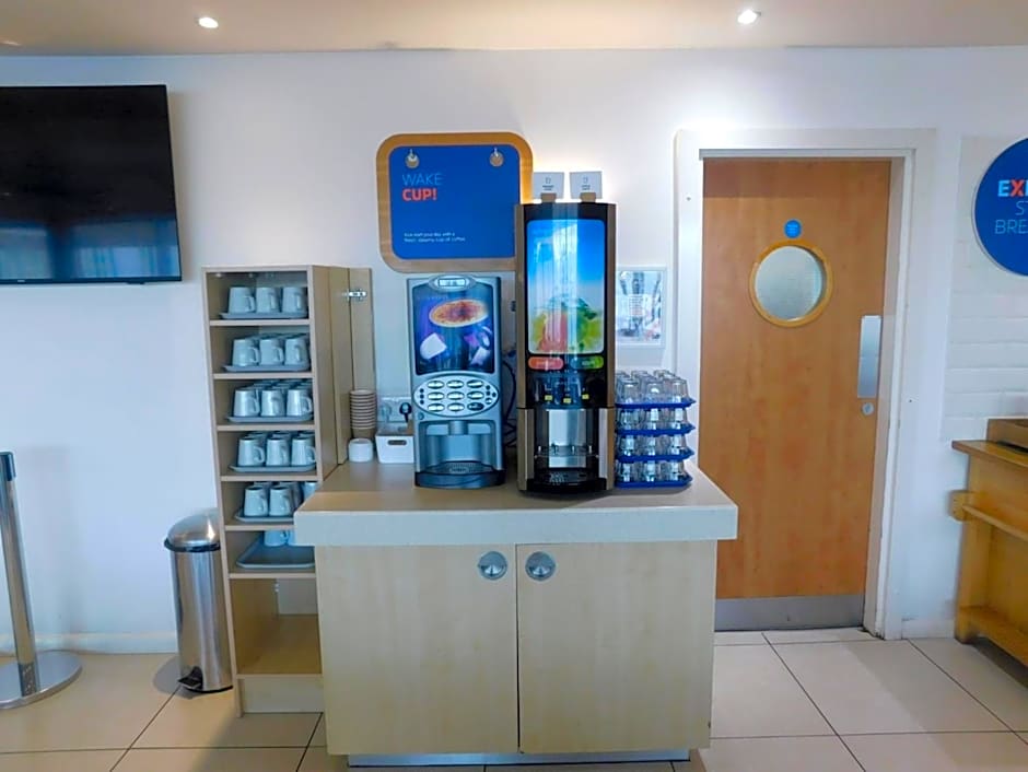 Holiday Inn Express Nuneaton By IHG