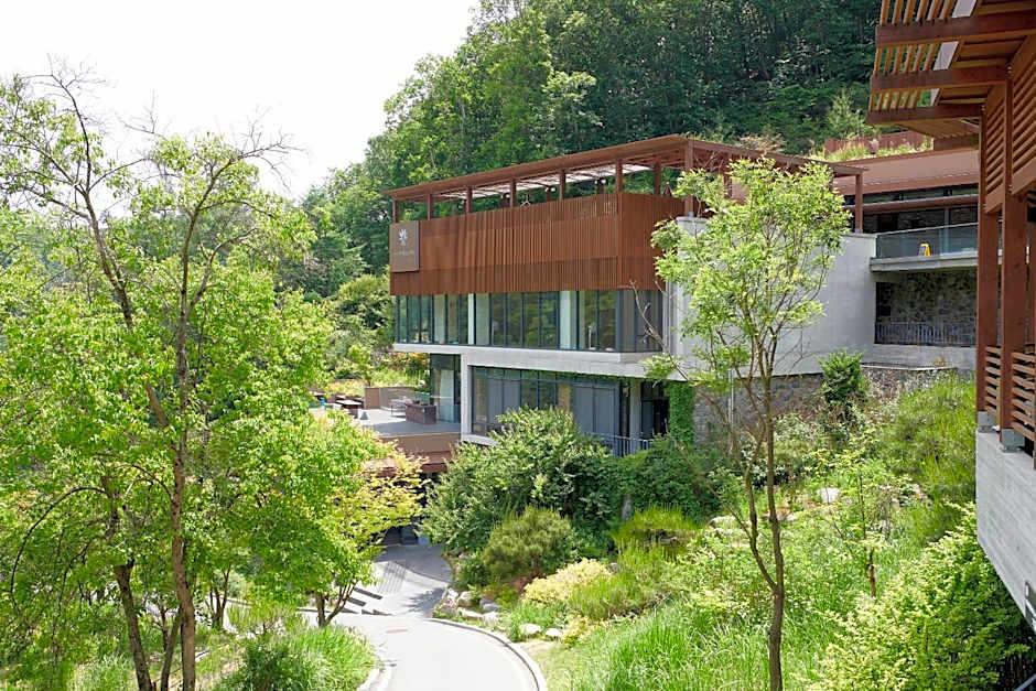 Healience Village