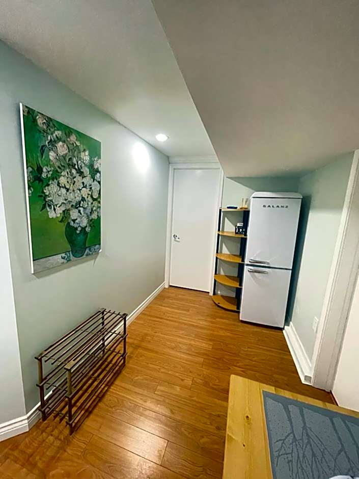 Vancouver west side cozy room