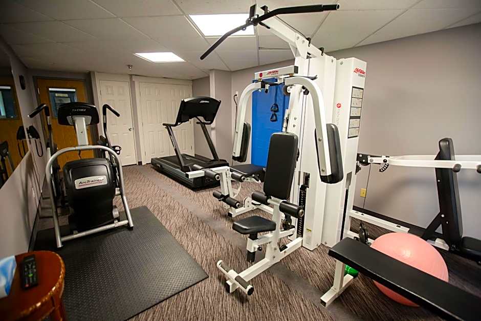 Super 8 by Wyndham Whitecourt