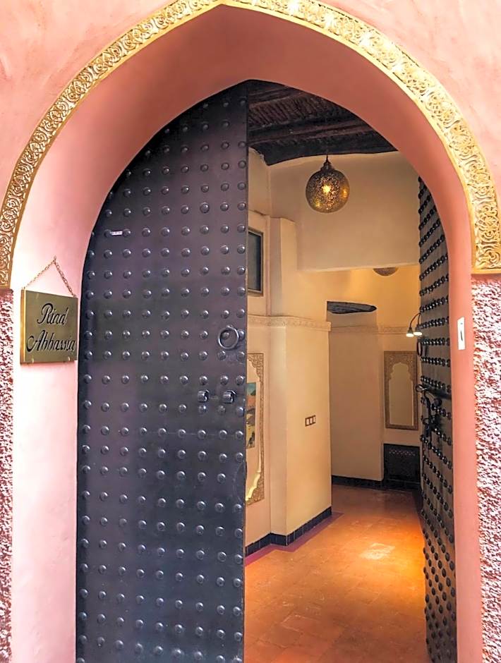Riad ABBASSIA Marrakech Première - Authentic Medina Experience