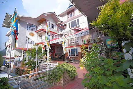 Udaan Tashi Gakhil Resort, Lachung