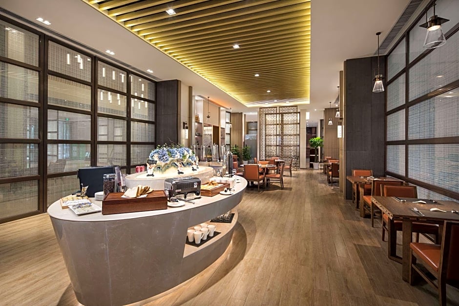 Ramada By Wyndham Baoji Jintai