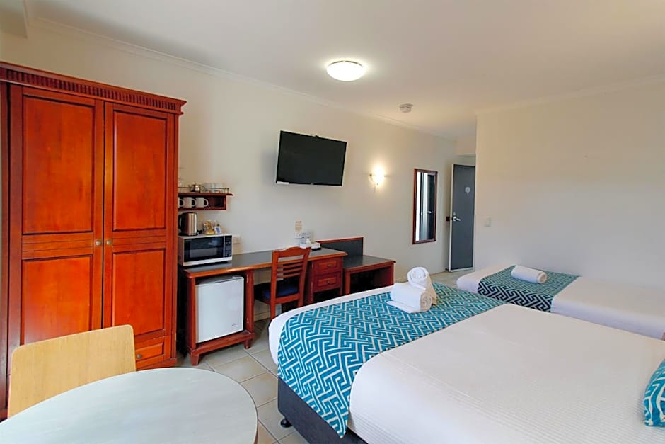 Coffee House Apartment Motel