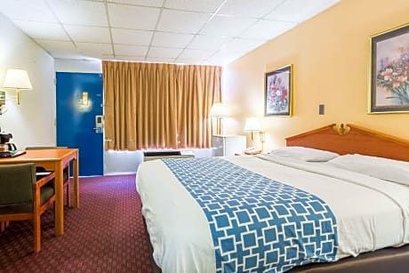 Non Smoking 1 Queen Bed