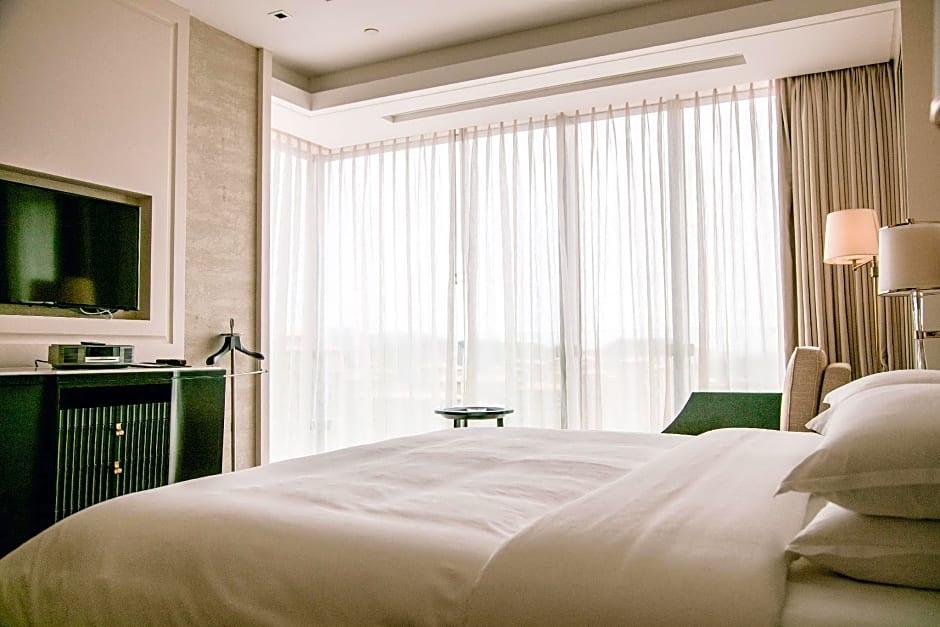 Sheraton Qingdao Licang Hotel