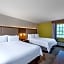 Holiday Inn Express State College at Williamsburg Square By IHG