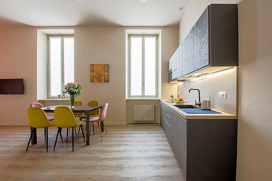 Carlina Palace by Varental