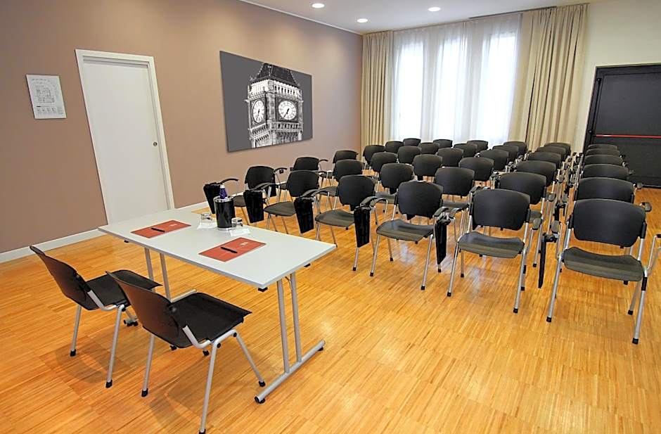 Euro Hotel Residence