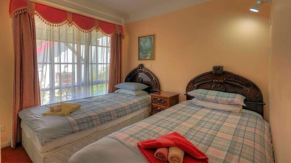 Hatchers Richmond Manor