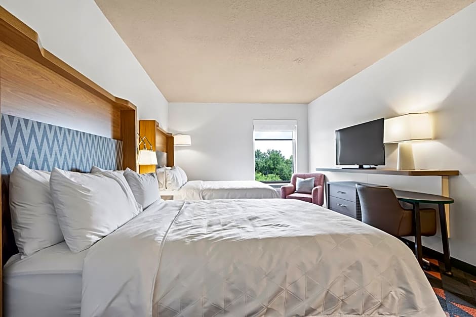 Holiday Inn St. Petersburg West By IHG