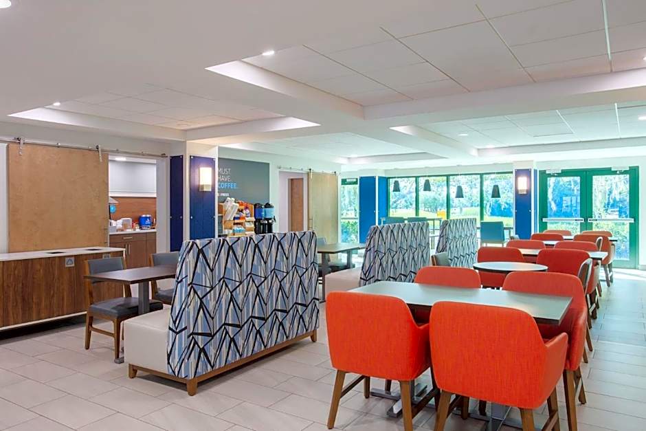 Holiday Inn Express & Suites Bradenton East-Lakewood Ranch By IHG