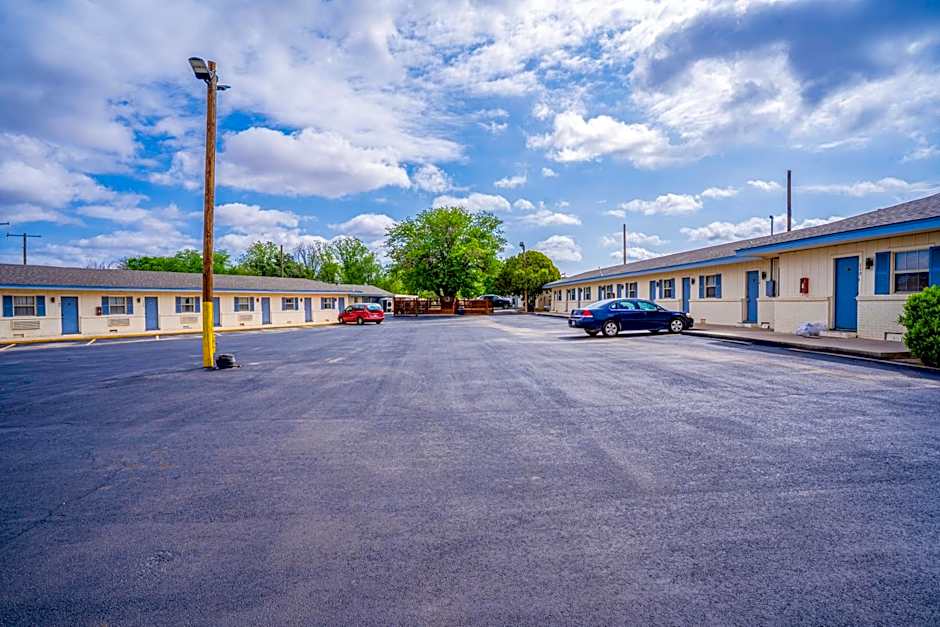 Purple Sage By OYO Snyder TX