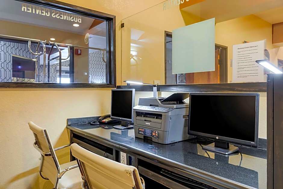 Best Western Plus Rockwall Inn & Suites