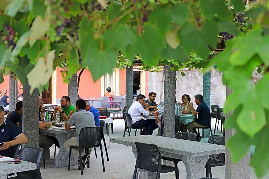 Hotel Ristorante Grotto Serta