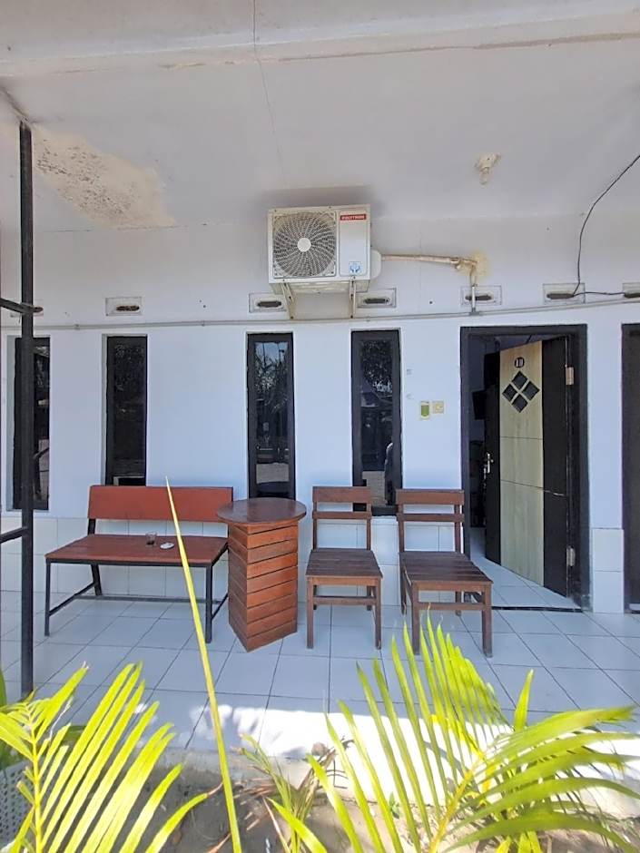 Hotel O New Asembagus 3