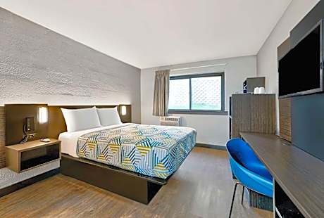 Deluxe Double Room - Non-Smoking