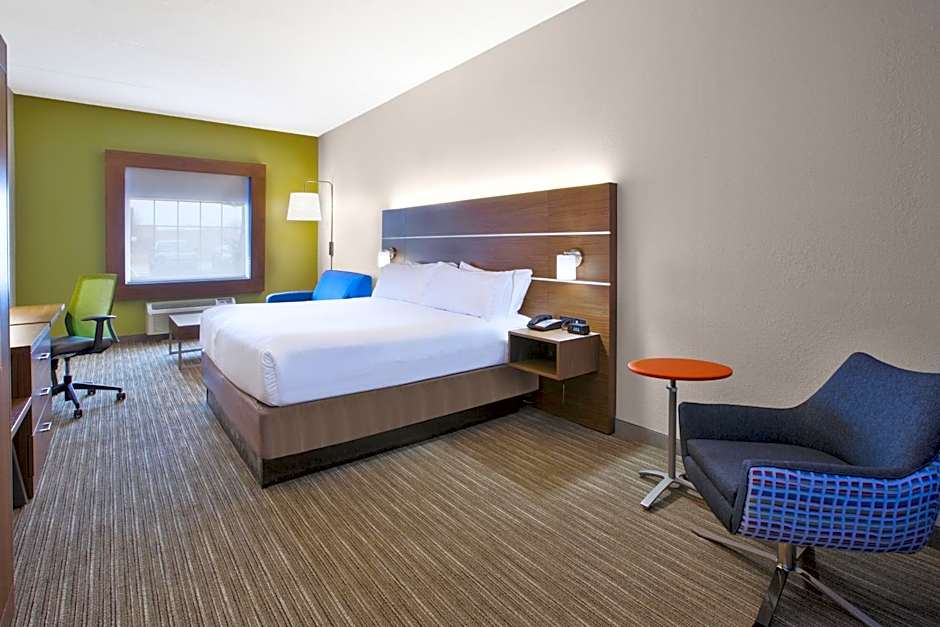 Holiday Inn Express Hotel & Suites Manchester Conference Center By IHG