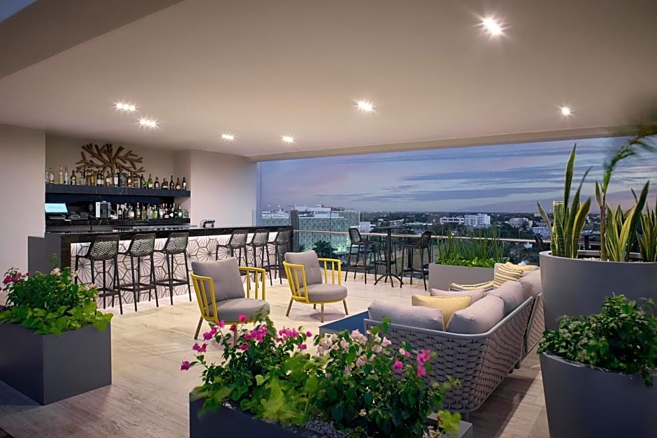 Courtyard by Marriott Merida Downtown
