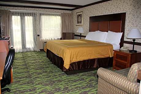 King Room with Balcony
