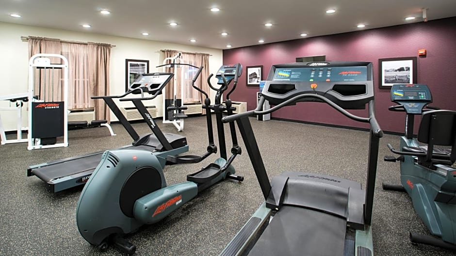 Holiday Inn Express & Suites Wyomissing By IHG