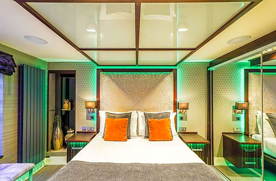 Church Suites by The Cranleigh Boutique