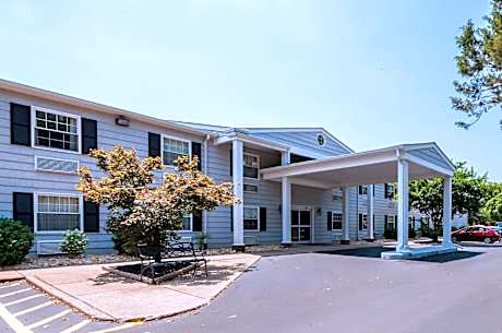 Quality Inn Solomons - Beacon Marina