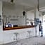 Paras Paros Marina Lodge