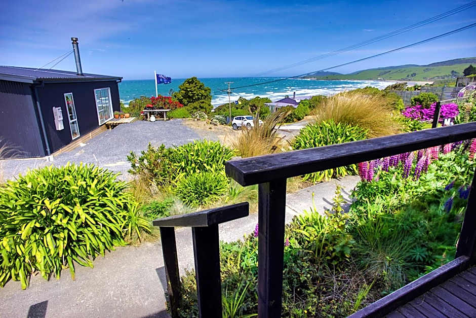 Kaka Point Motels
