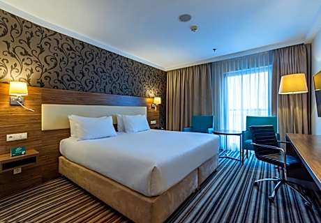 Standard King Room - High Floor