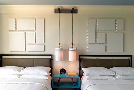 Two Queen Executive Room, Executive level, Guest room, 2 Queen